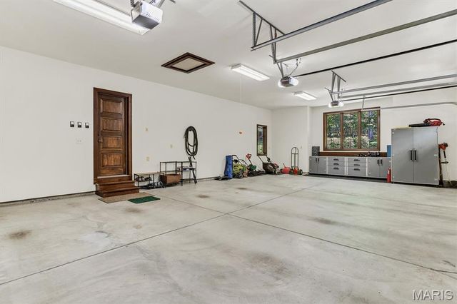 108 Bluffs Place, Eureka, MO 63025