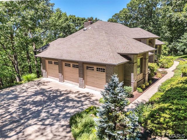 108 Bluffs Place, Eureka, MO 63025