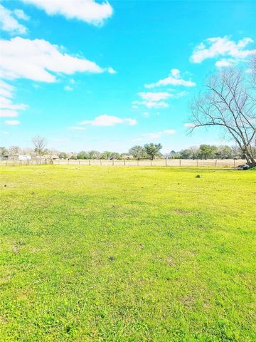 3588 County Road 344, Brazoria, TX 77422