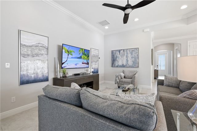 6008 Bella Rosa Lane, Vero Beach, FL 32966
