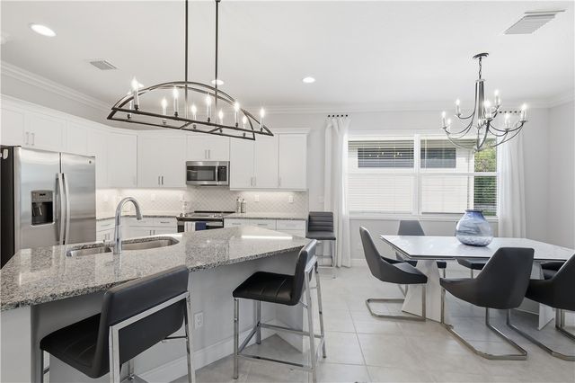 6008 Bella Rosa Lane, Vero Beach, FL 32966