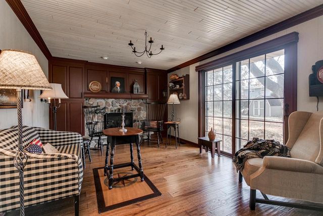 601 CAROL LYNN DRIVE, Little Chute, WI 54140