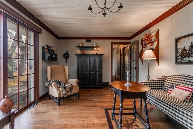 601 CAROL LYNN DRIVE, Little Chute, WI 54140