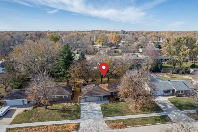 601 CAROL LYNN DRIVE, Little Chute, WI 54140