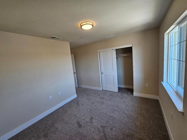 158 Twister Ln, Oakdale, CA 95361