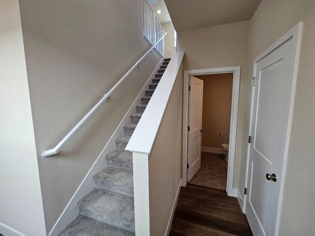 158 Twister Ln, Oakdale, CA 95361