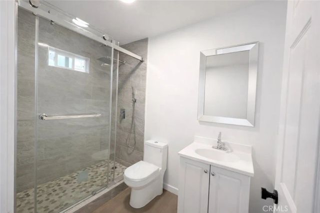 6907 Noble, Van Nuys, CA 91405
