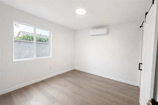 6907 Noble, Van Nuys, CA 91405
