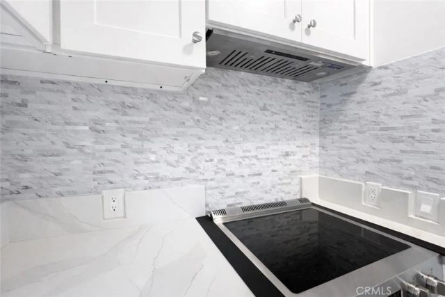 6907 Noble, Van Nuys, CA 91405