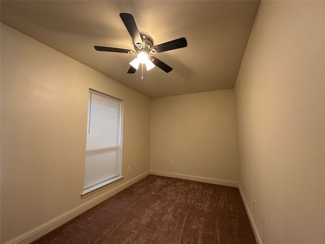 1017 Pleasant Valley Road, Garland, TX 75040