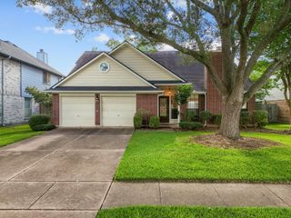 2010 Fir Tree Drive, League City, TX 77573