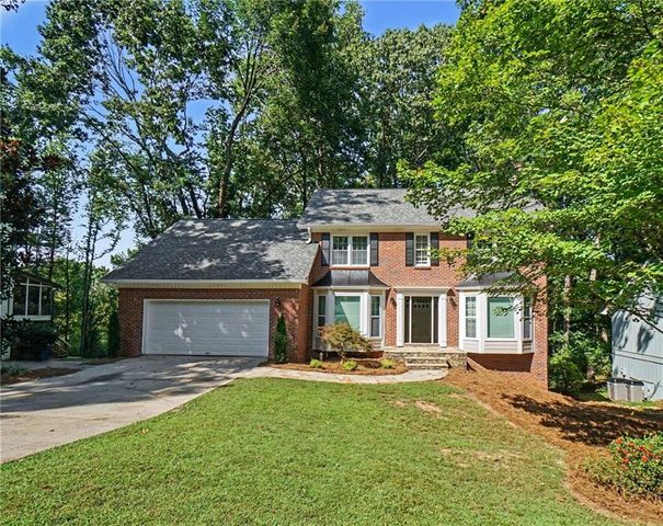 8541 Birch Hollow Drive, Roswell, GA 30076