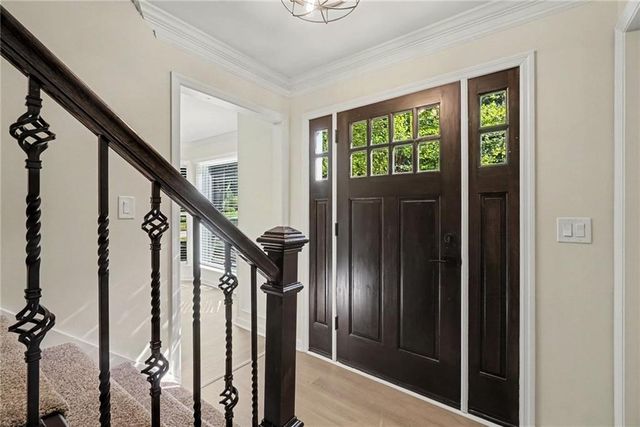 8541 Birch Hollow Drive, Roswell, GA 30076