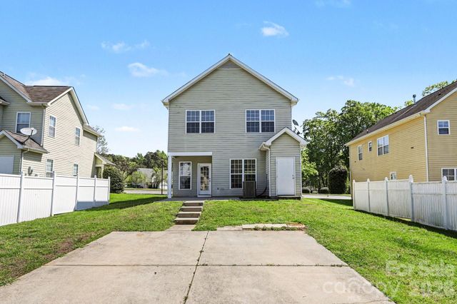 4134 Vance Road N, Huntersville, NC 28078