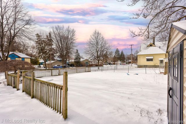 214 S Warner Street, Bay City, MI 48706