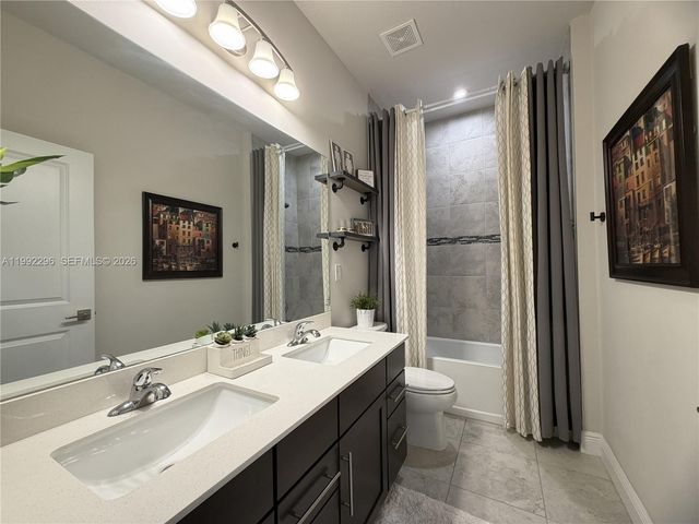 19148 N Broad Shore Walk, Loxahatchee, FL 33470