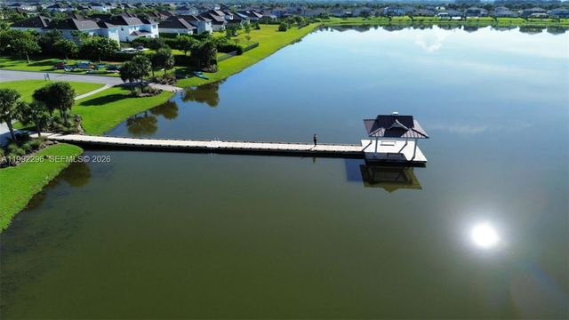 19148 N Broad Shore Walk, Loxahatchee, FL 33470
