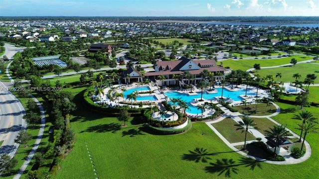 19148 N Broad Shore Walk, Loxahatchee, FL 33470
