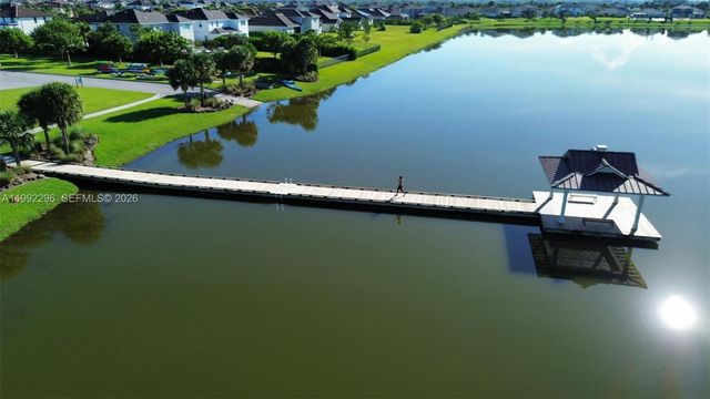 19148 N Broad Shore Walk, Loxahatchee, FL 33470