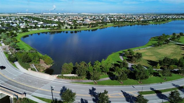 19148 N Broad Shore Walk, Loxahatchee, FL 33470