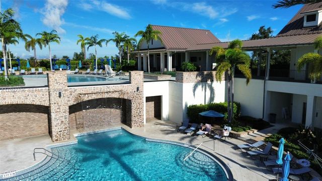 19148 N Broad Shore Walk, Loxahatchee, FL 33470