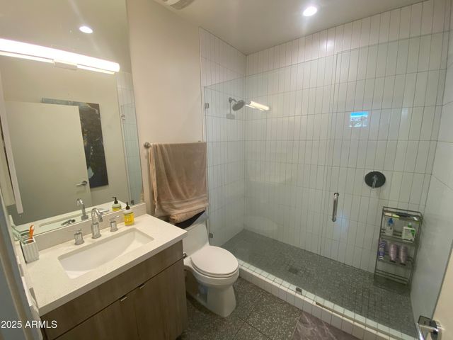 528 W CULVER Street B, Phoenix, AZ 85003