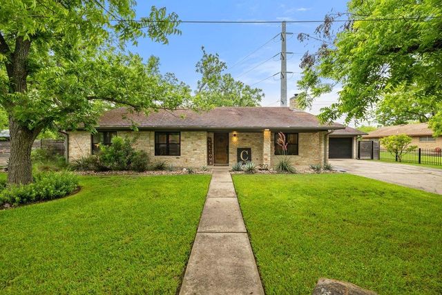 302 Schramm RD, Granger, TX 76530
