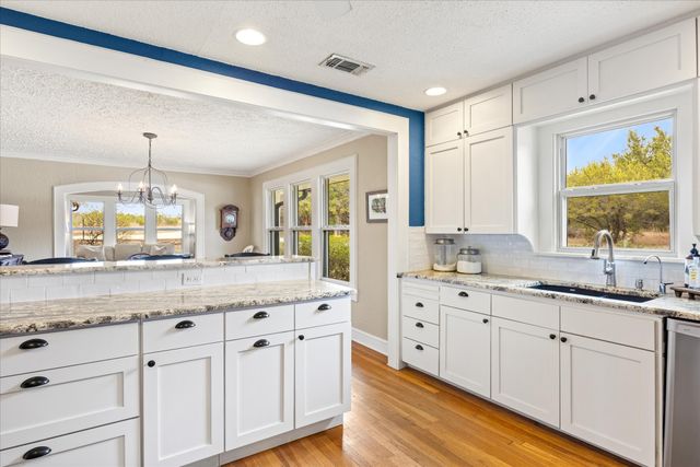 6624 County Road 218, Iredell, TX 76649