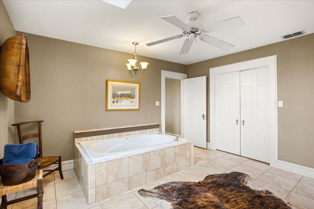 6624 County Road 218, Iredell, TX 76649