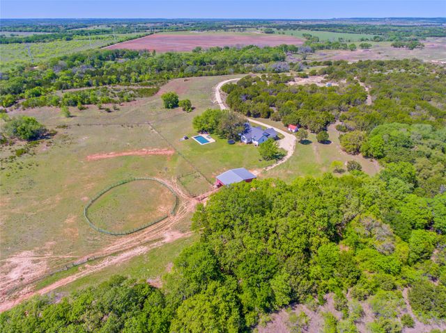 6624 County Road 218, Iredell, TX 76649