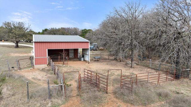 6624 County Road 218, Iredell, TX 76649