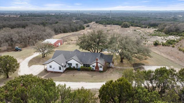 6624 County Road 218, Iredell, TX 76649