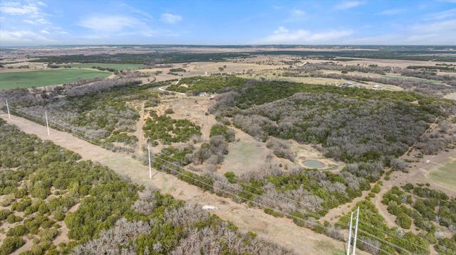 6624 County Road 218, Iredell, TX 76649