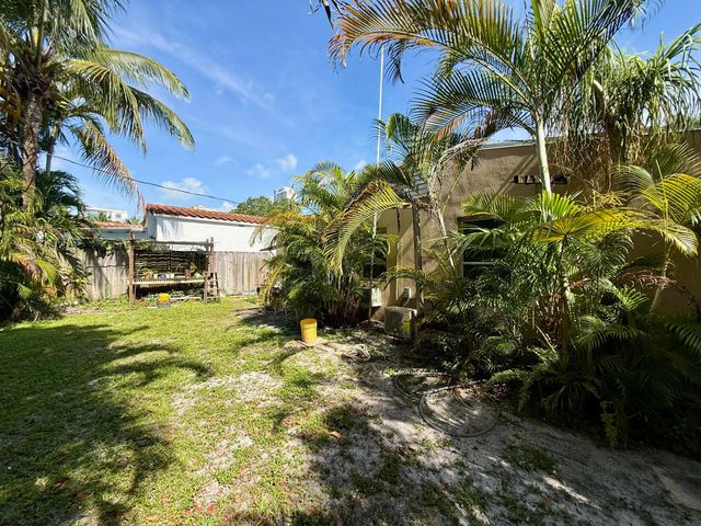 804 SE 5th Court, Fort Lauderdale, FL 33301