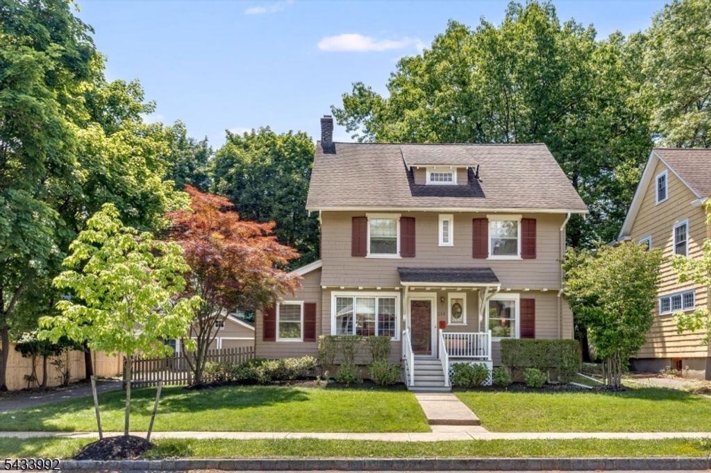 214 Alexander Ave, Montclair Twp., NJ 07043