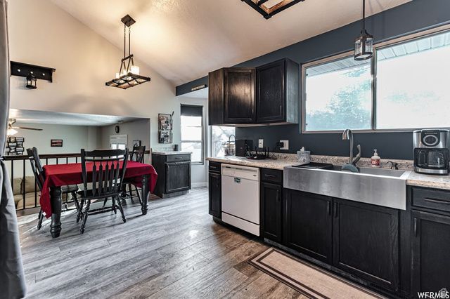 1235 W ATHLEEN DR, West Jordan, UT 84084