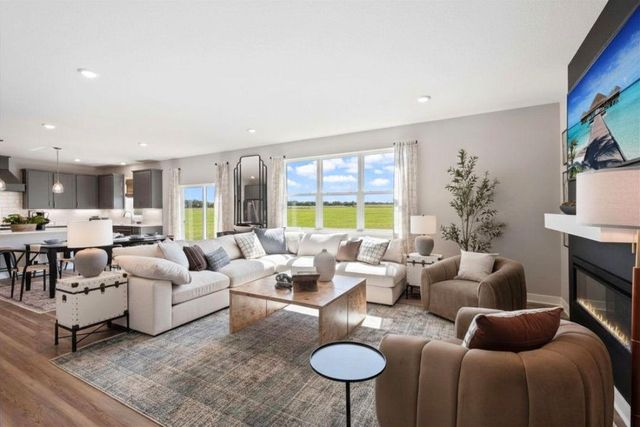 4907 Blake Way, Woodbury, MN 55129