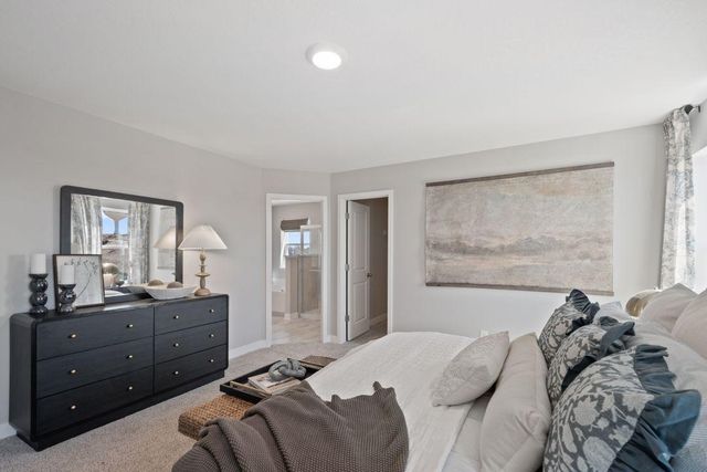 4907 Blake Way, Woodbury, MN 55129