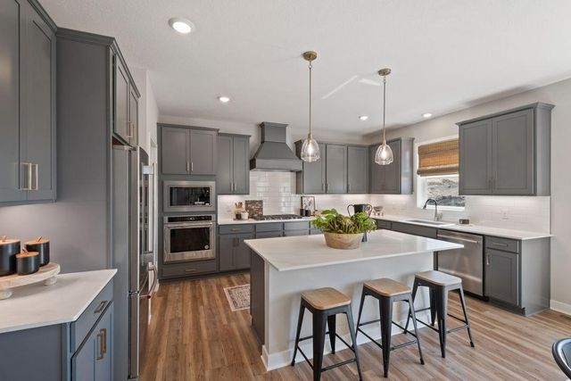 4907 Blake Way, Woodbury, MN 55129