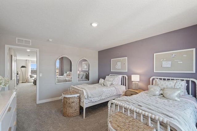 4907 Blake Way, Woodbury, MN 55129