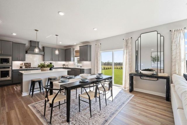 4907 Blake Way, Woodbury, MN 55129