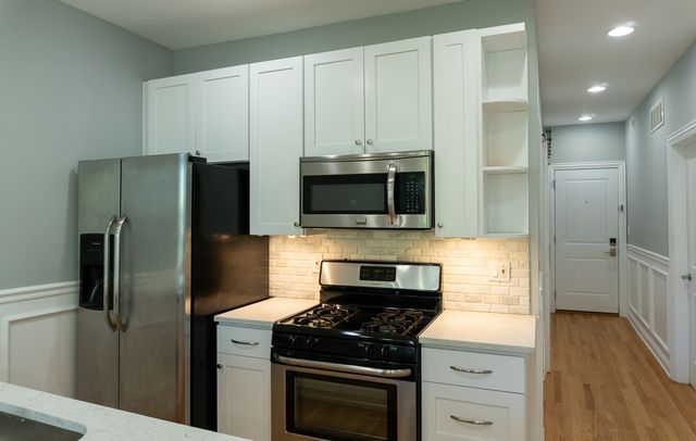 2908 N Dawson Avenue 2, Chicago, IL 60618