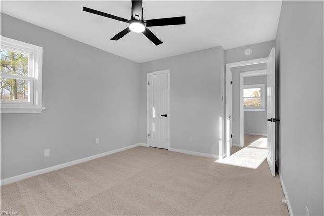 936 Moyer RD, Newport News, VA 23608