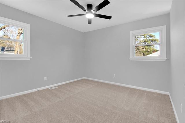 936 Moyer RD, Newport News, VA 23608