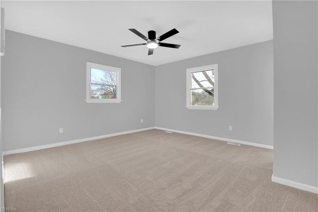 936 Moyer RD, Newport News, VA 23608