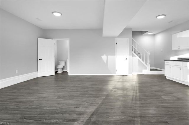 936 Moyer RD, Newport News, VA 23608