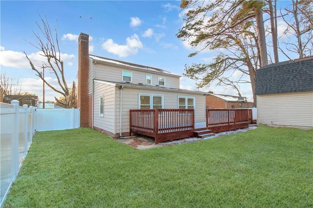 936 Moyer RD, Newport News, VA 23608