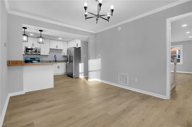 936 Moyer RD, Newport News, VA 23608