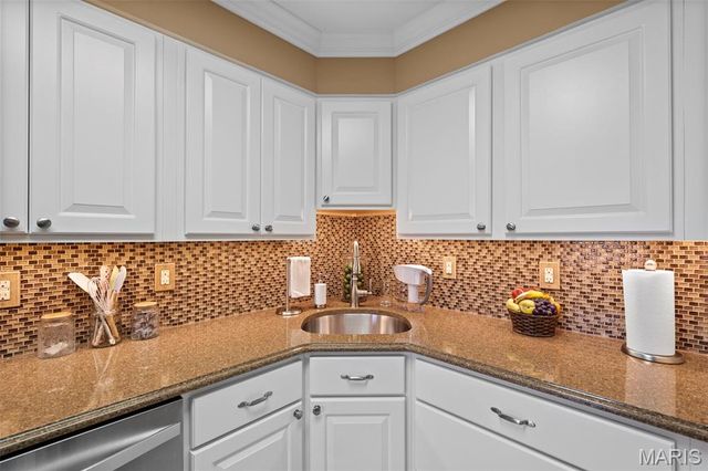 705 Lofty Point Drive A, Ballwin, MO 63021