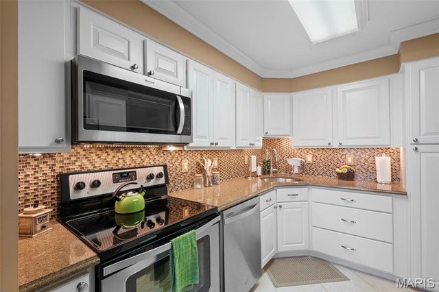 705 Lofty Point Drive A, Ballwin, MO 63021